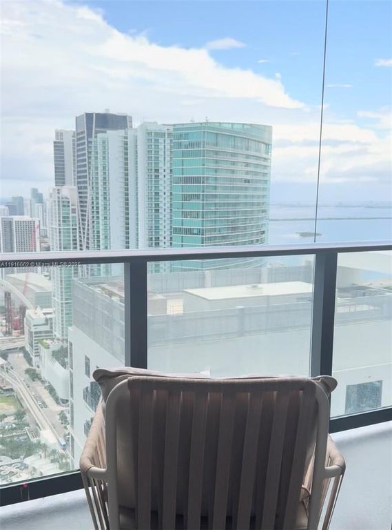 159 NE 6th St 4713, Miami, FL 33132