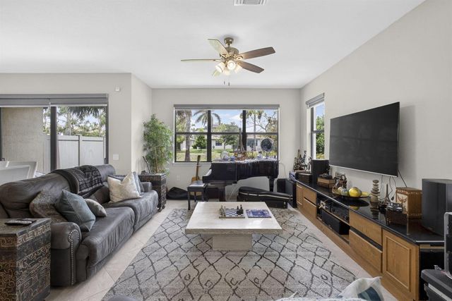 8347 Cadre Noir Road, Lake Worth, FL 33467