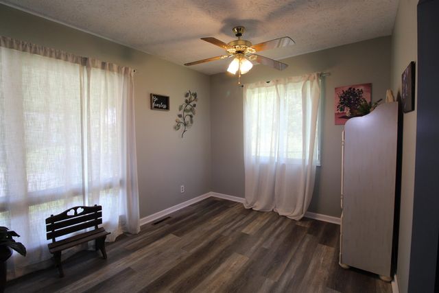 1525 Greenbrier Drive, Huntington, WV 25704