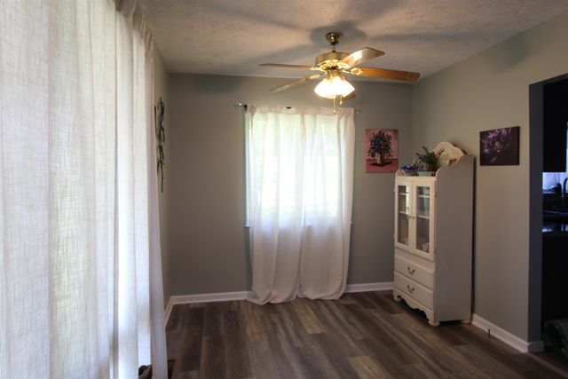 1525 Greenbrier Drive, Huntington, WV 25704