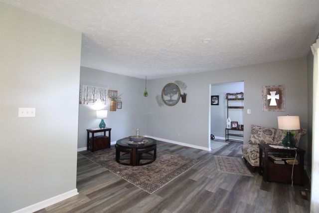 1525 Greenbrier Drive, Huntington, WV 25704