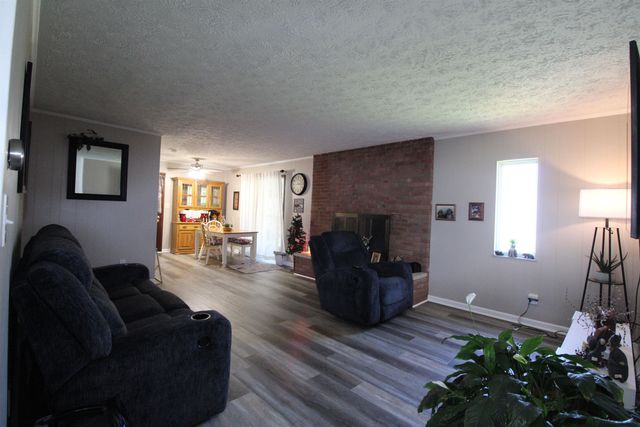 1525 Greenbrier Drive, Huntington, WV 25704