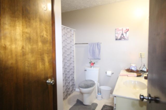 1525 Greenbrier Drive, Huntington, WV 25704