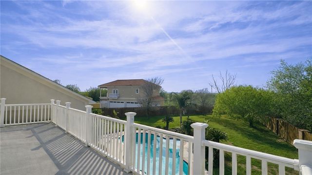 7906 Valtourmanche Dr, Corpus Christi, TX 78414