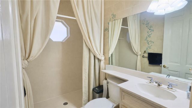 7906 Valtourmanche Dr, Corpus Christi, TX 78414