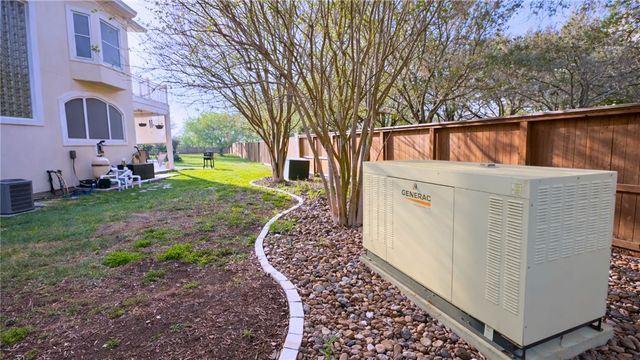 7906 Valtourmanche Dr, Corpus Christi, TX 78414