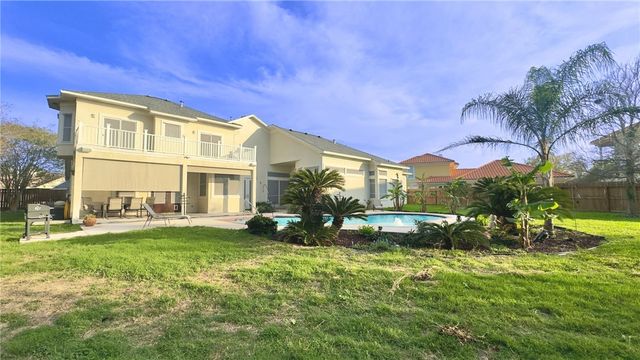 7906 Valtourmanche Dr, Corpus Christi, TX 78414