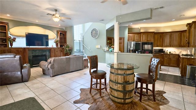 7906 Valtourmanche Dr, Corpus Christi, TX 78414