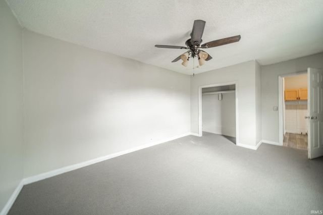 5694 E US Highway 36, Mooreland, IN 47360