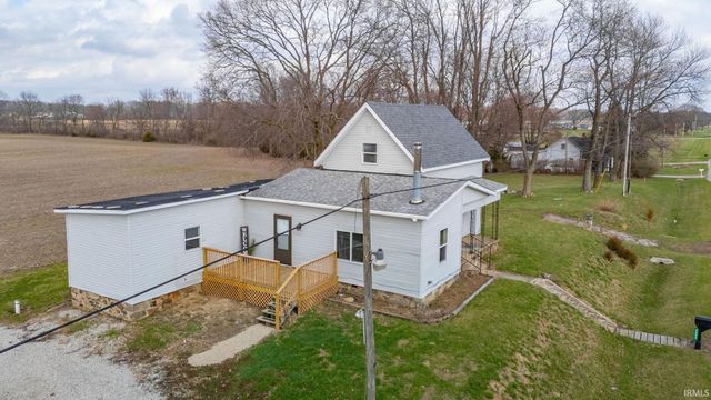 5694 E US Highway 36, Mooreland, IN 47360