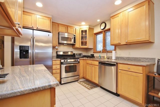 48 Pershing Avenue, Ossining, NY 10562