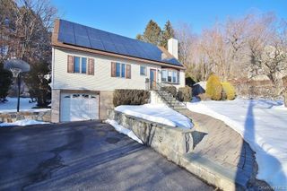 48 Pershing Avenue, Ossining, NY 10562