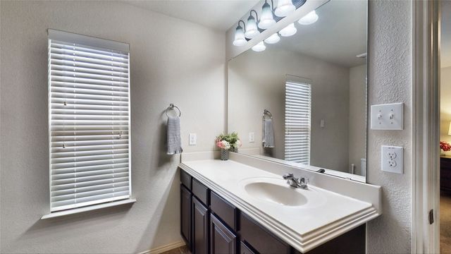 8657 Star Thistle Drive, Fort Worth, TX 76179