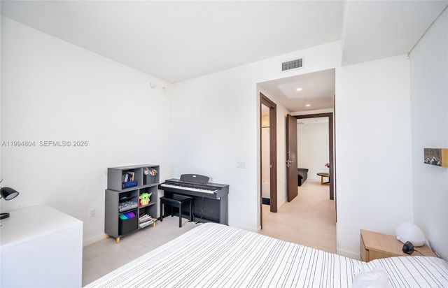 1000 Brickell Plz PH5004, Miami, FL 33131