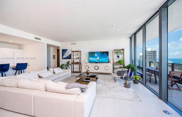 1000 Brickell Plz PH5004, Miami, FL 33131