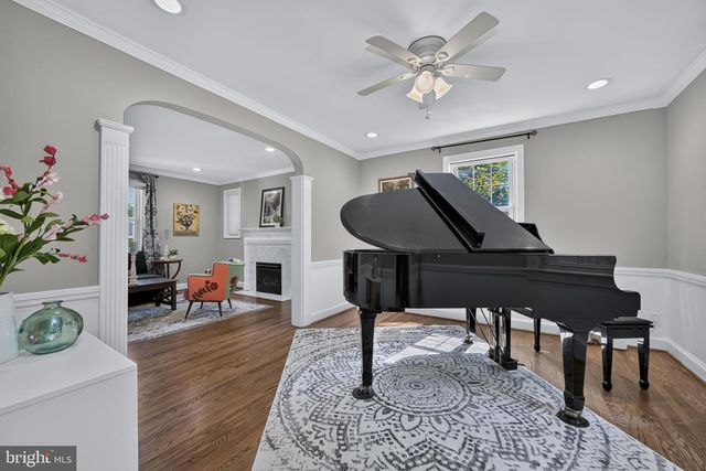 212 NORMANDY DR, Silver Spring, MD 20901