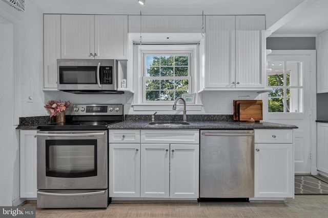 212 NORMANDY DR, Silver Spring, MD 20901