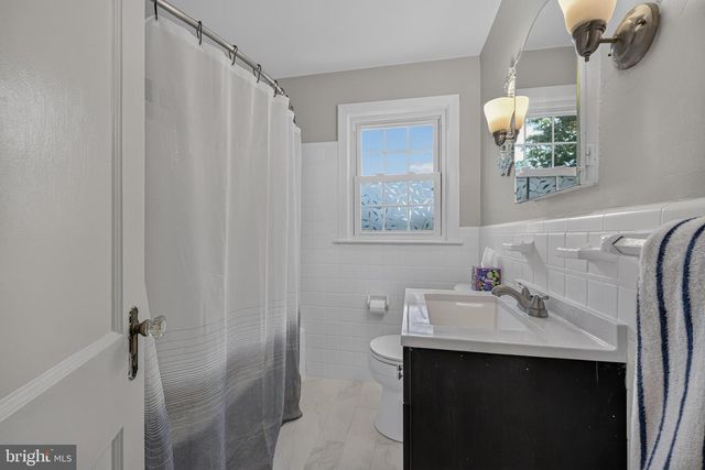 212 NORMANDY DR, Silver Spring, MD 20901