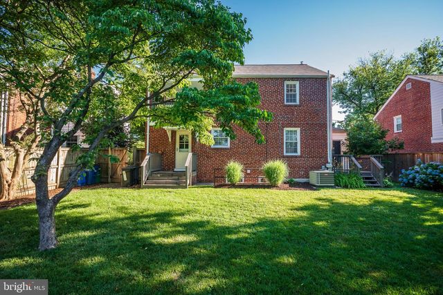 212 NORMANDY DR, Silver Spring, MD 20901