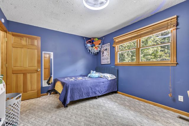 321 Winding Road, Bristol, TN 37620
