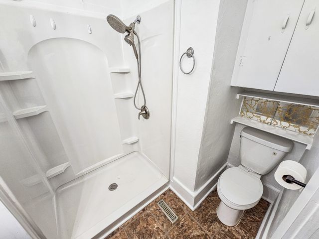 1105 Normandy Rd, Normandy, TN 37360