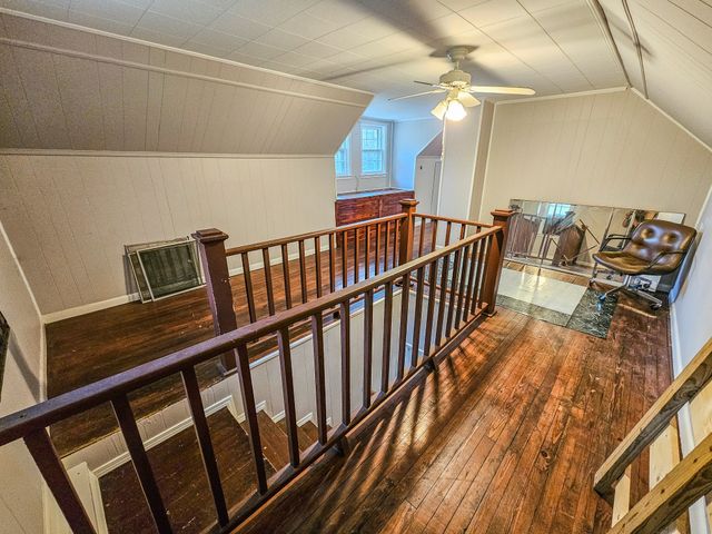 1105 Normandy Rd, Normandy, TN 37360