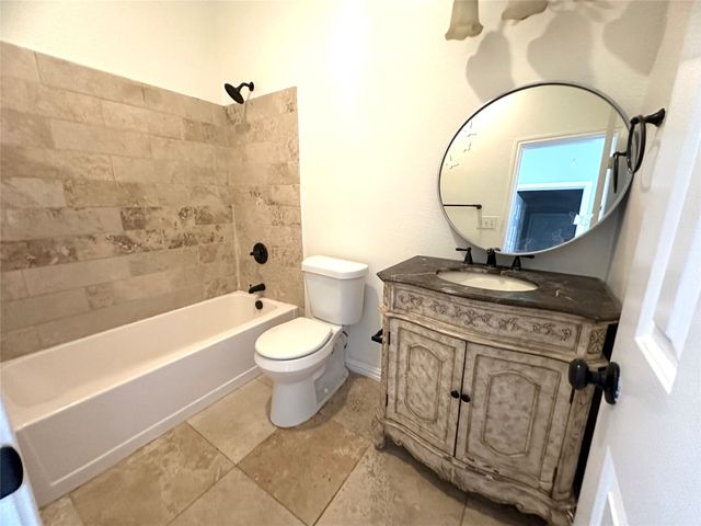 813 Essex Drive, Mckinney, TX 75071