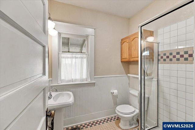 821 6th Av SW, Albany, OR 97321