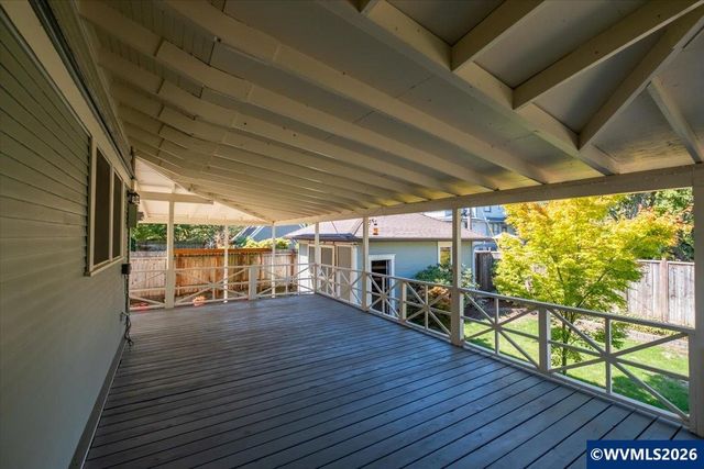 821 6th Av SW, Albany, OR 97321