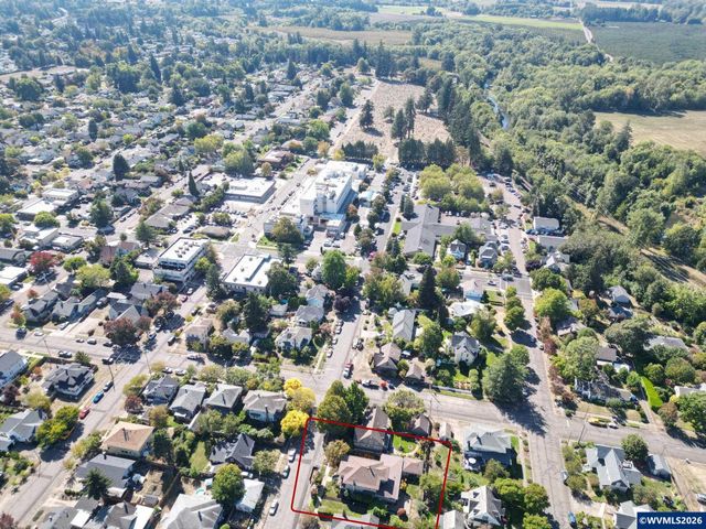 821 6th Av SW, Albany, OR 97321