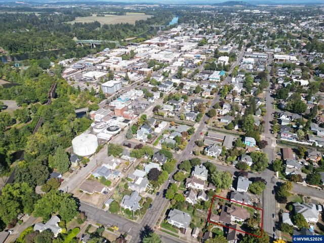 821 6th Av SW, Albany, OR 97321