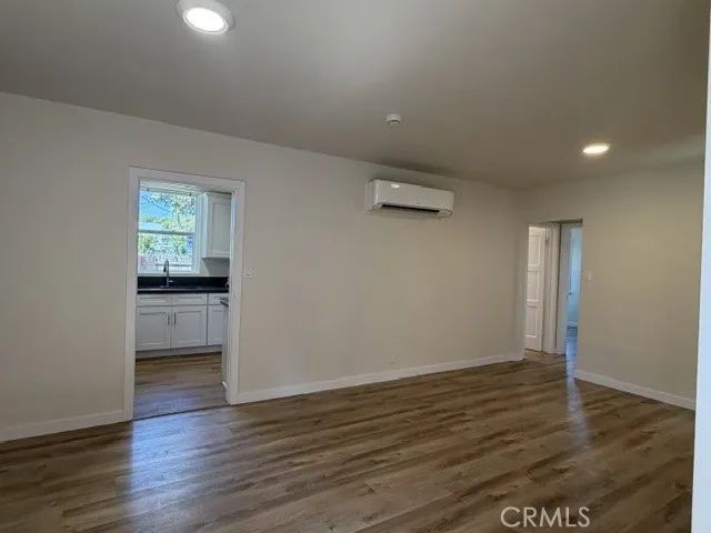 1533 N Van Ness, Santa Ana, CA 92706