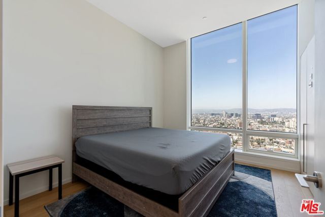 877 Francisco Street 4202, Los Angeles, CA 90017