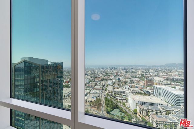 877 Francisco Street 4202, Los Angeles, CA 90017