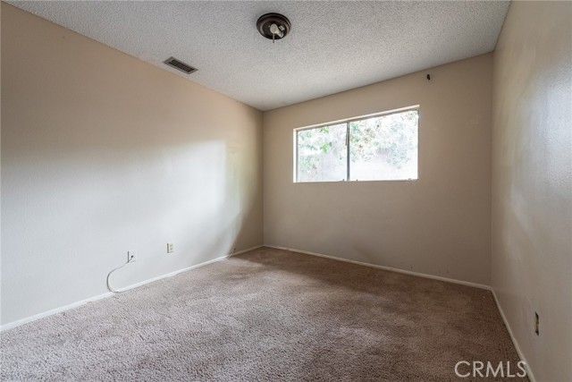 1425 39th, San Bernardino, CA 92404