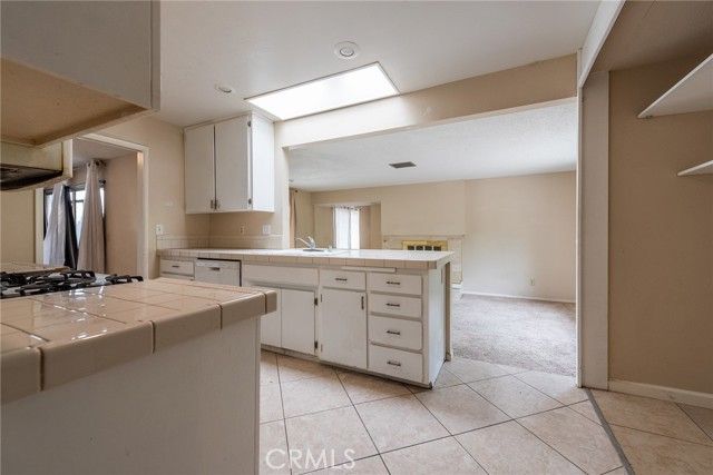 1425 39th, San Bernardino, CA 92404