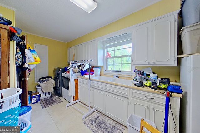 182 Myra Street, Alma, GA 31510