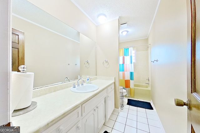 182 Myra Street, Alma, GA 31510