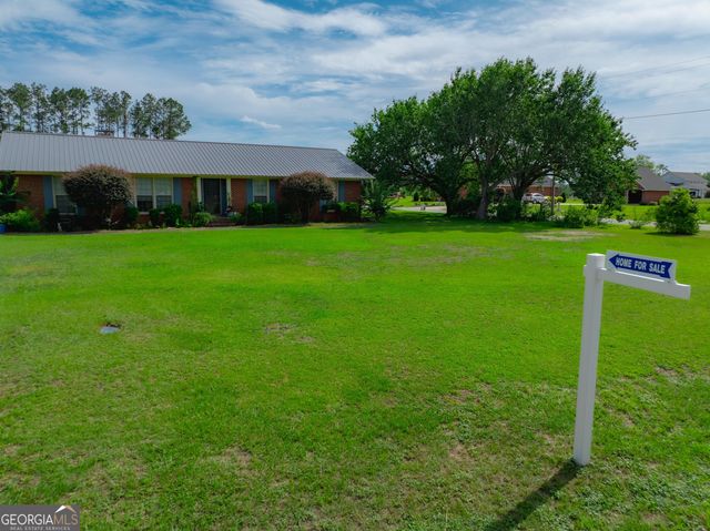 182 Myra Street, Alma, GA 31510