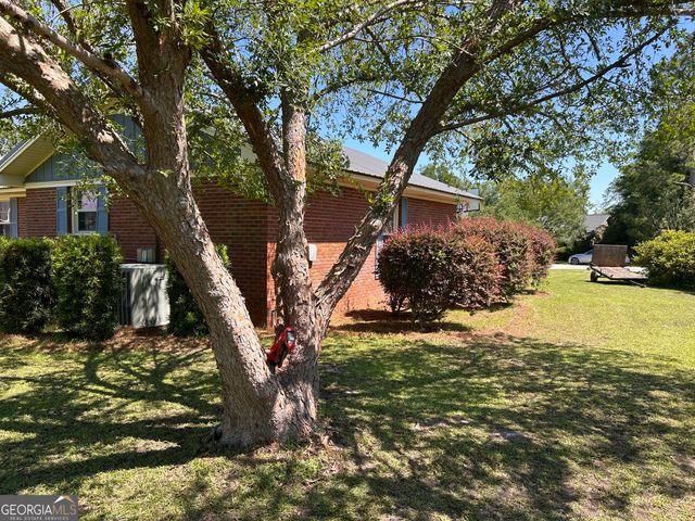 182 Myra Street, Alma, GA 31510