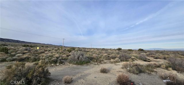 24300 Fort Tejon Road, Llano, CA 93544