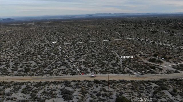 24300 Fort Tejon Road, Llano, CA 93544