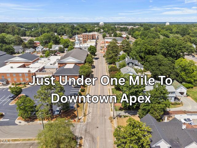 929 Shoofly Path, Apex, NC 27502