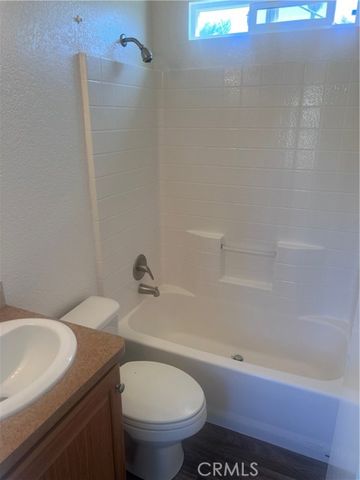 1445 W FLORIDA Avenue 113, Hemet, CA 92543