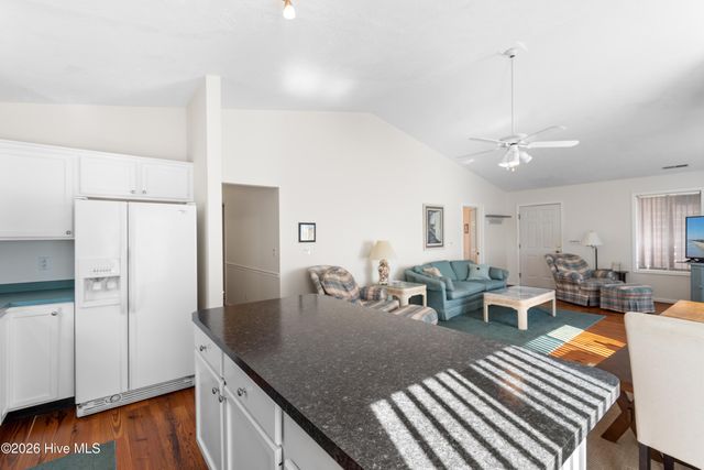 101 SE 24th Street, Oak Island, NC 28465