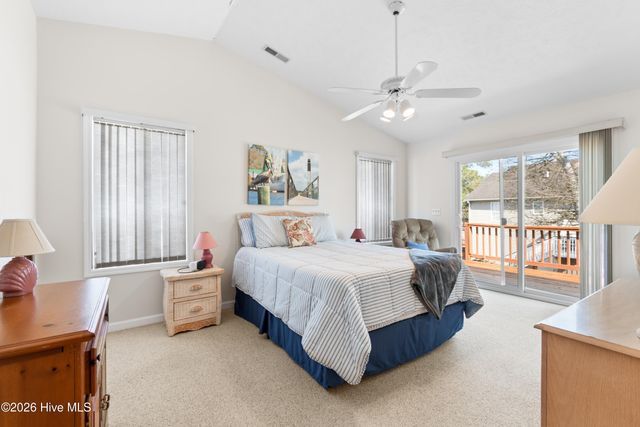 101 SE 24th Street, Oak Island, NC 28465