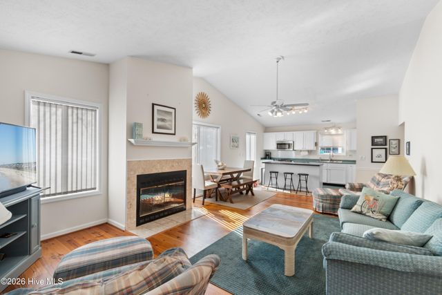 101 SE 24th Street, Oak Island, NC 28465