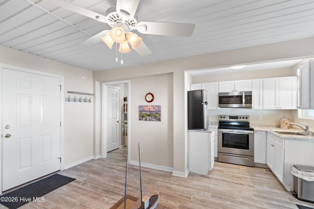 101 SE 24th Street, Oak Island, NC 28465