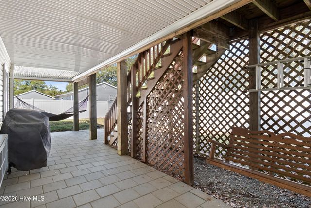 101 SE 24th Street, Oak Island, NC 28465