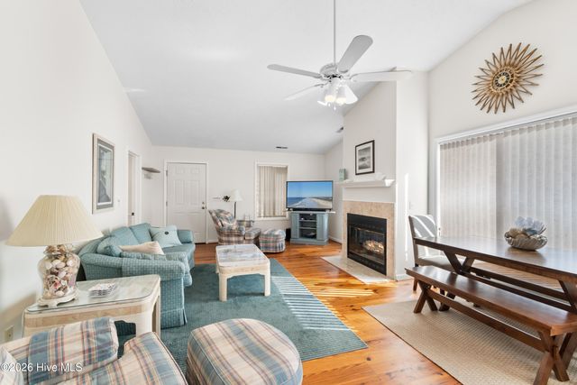 101 SE 24th Street, Oak Island, NC 28465